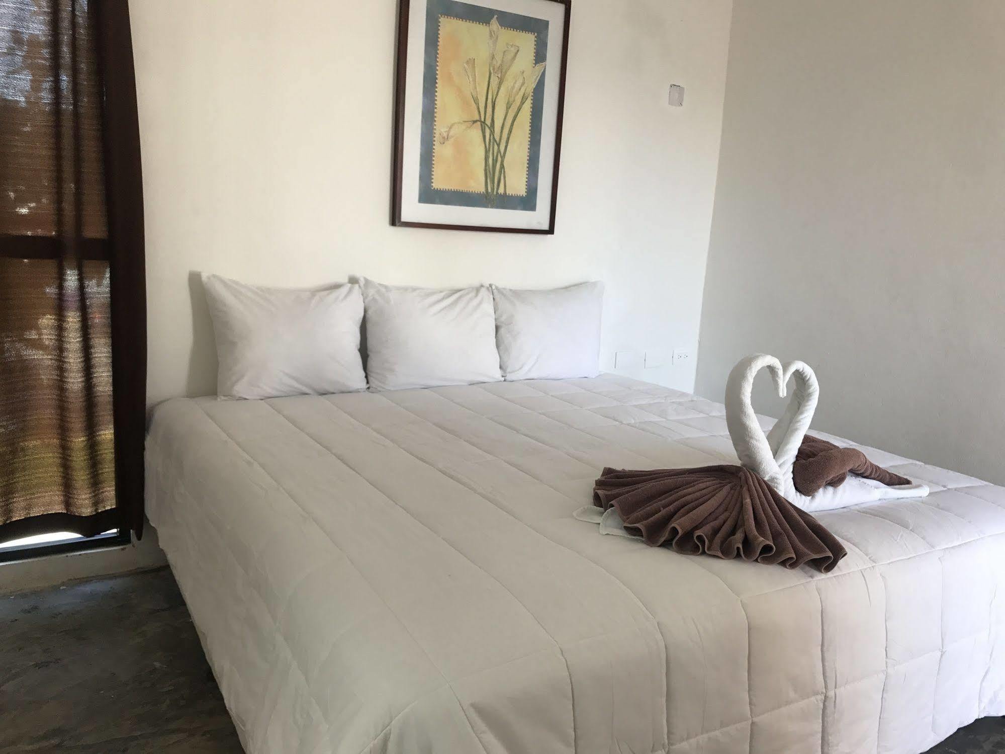 Hotel Villas San Ignacio Playa del Carmen Exteriör bild