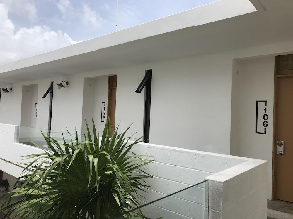 Hotel Villas San Ignacio Playa del Carmen Exteriör bild